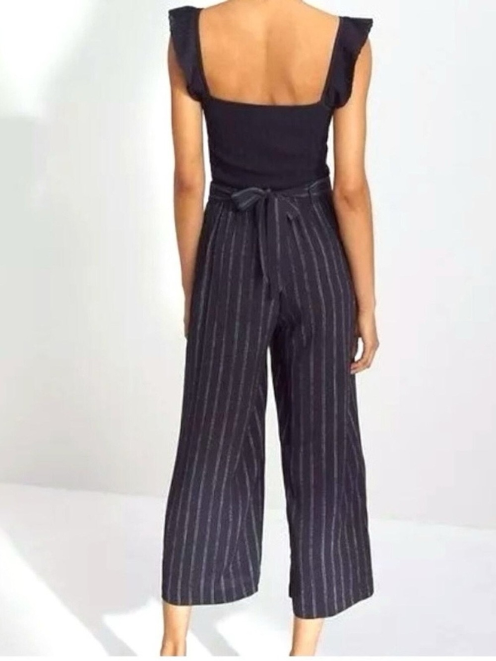 Wilfred Aritzia Culottes ‘Faun’ Grey Striped Wide-Leg Crepe Pants | Size M